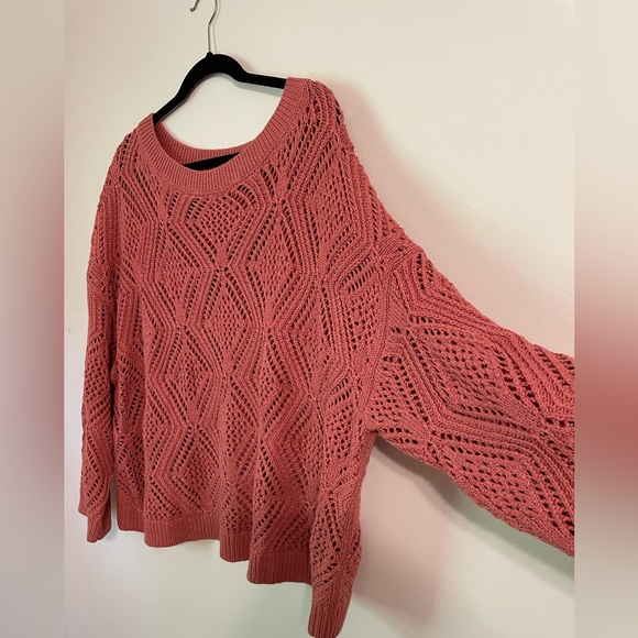 Old Navy Pointelle Boat-Neck Lightweight Sweater - Picture 10 of 11